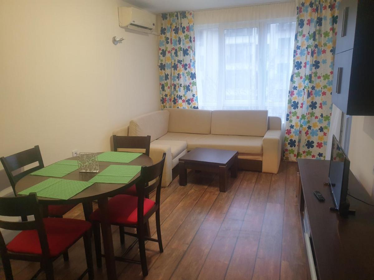 Sunny Apartment Burgas Екстер'єр фото